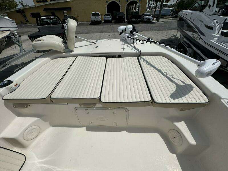 17LS 24ft Carolina Skiff Yacht For Sale