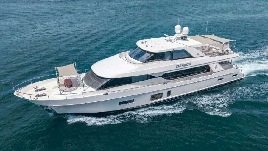 CHINDON 100ft Ocean Alexander Yacht For Sale