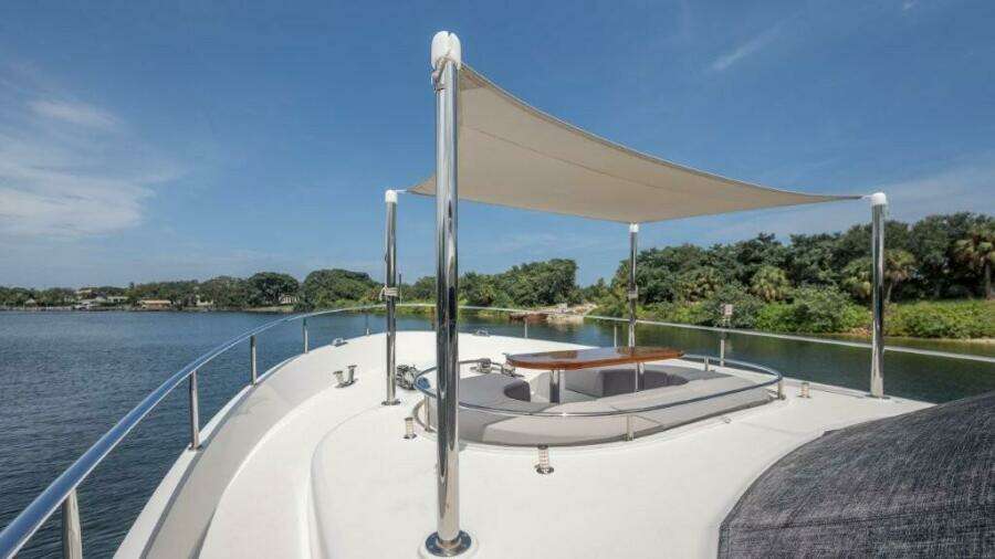 CHINDON 100ft Ocean Alexander Yacht For Sale
