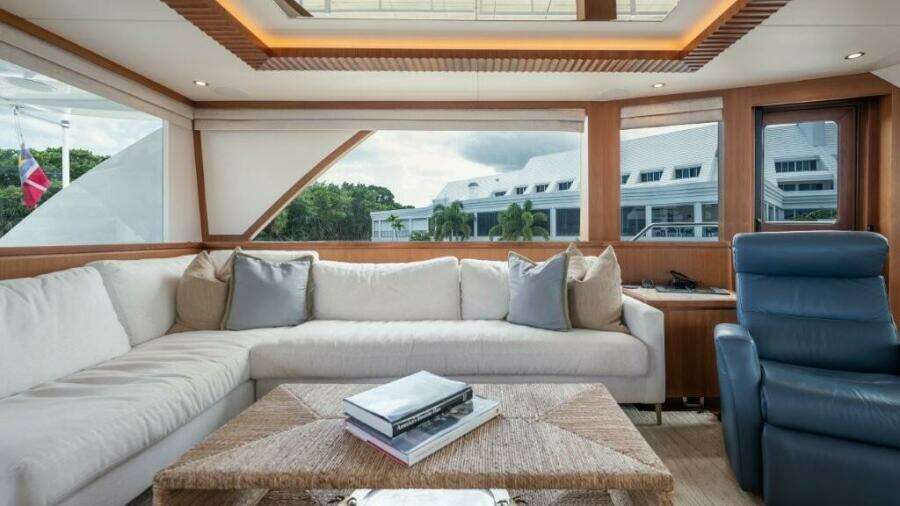 CHINDON 100ft Ocean Alexander Yacht For Sale