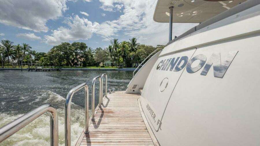 CHINDON 100ft Ocean Alexander Yacht For Sale
