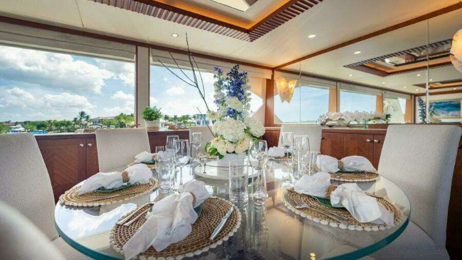 CHINDON 100ft Ocean Alexander Yacht For Sale