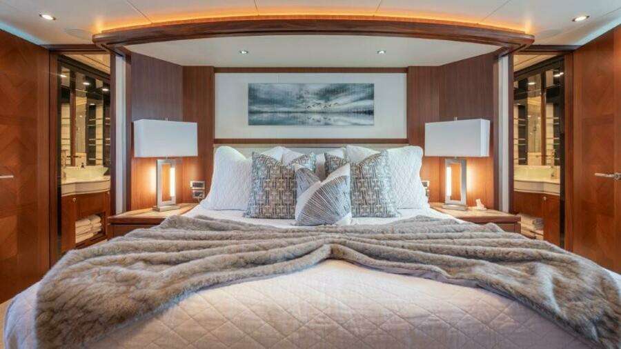CHINDON 100ft Ocean Alexander Yacht For Sale