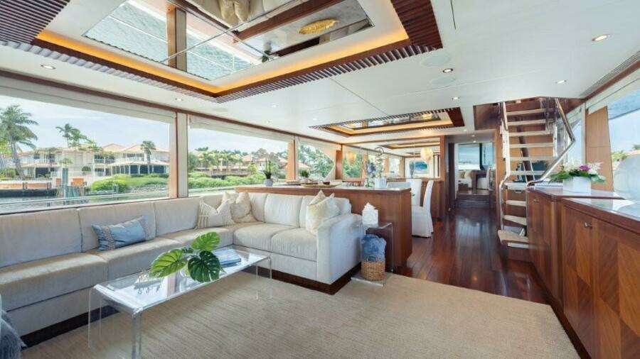CHINDON 100ft Ocean Alexander Yacht For Sale