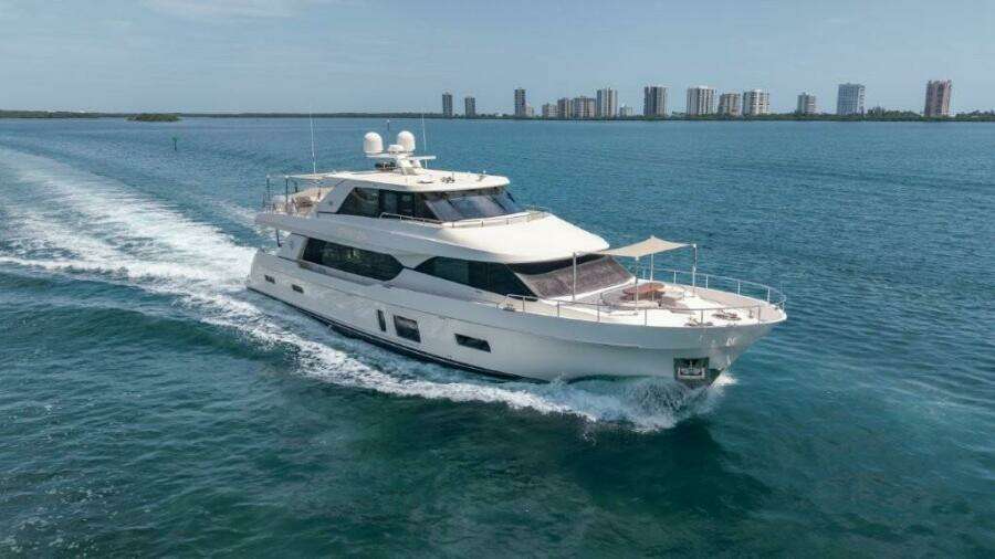 CHINDON 100ft Ocean Alexander Yacht For Sale