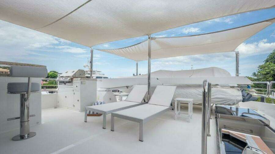 CHINDON 100ft Ocean Alexander Yacht For Sale