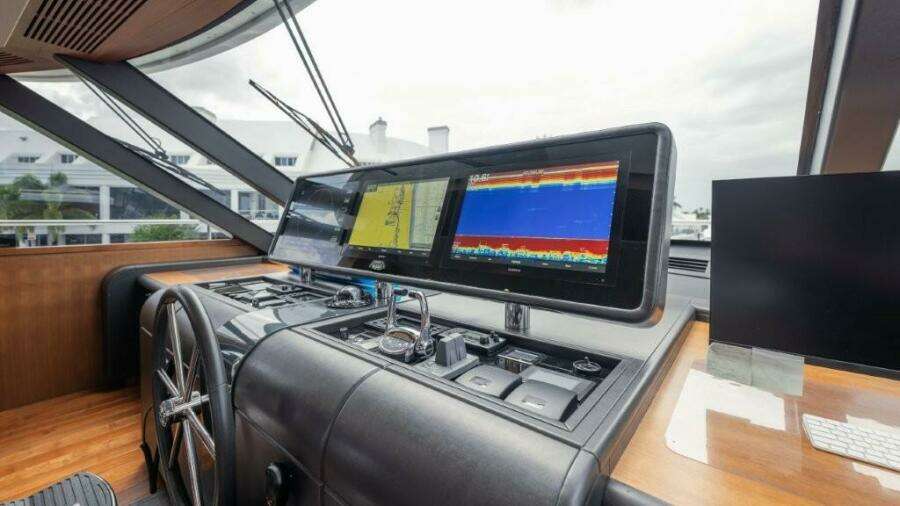 CHINDON 100ft Ocean Alexander Yacht For Sale