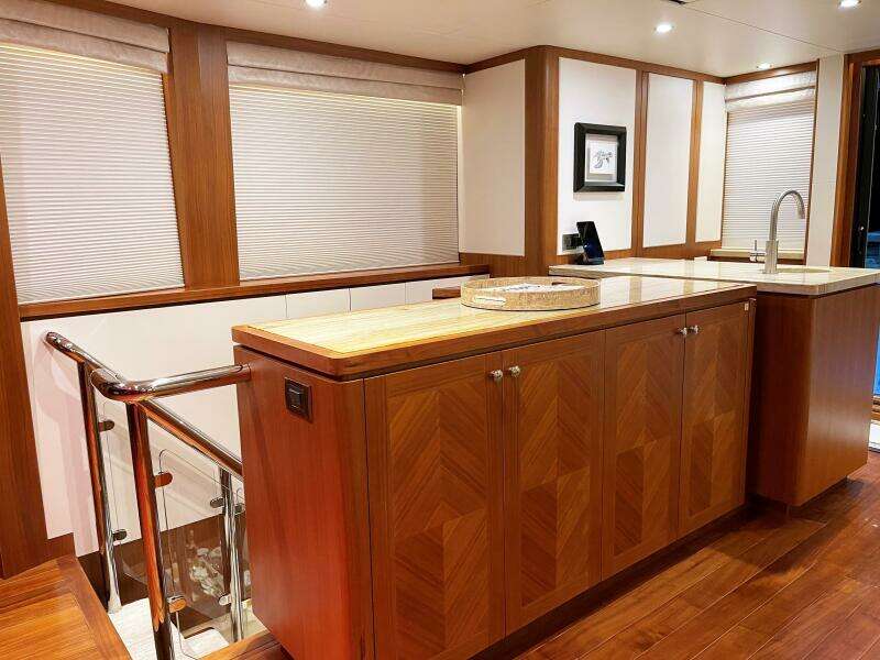 2017 100  Ocean Alexander 100ft Ocean Alexander Yacht For Sale