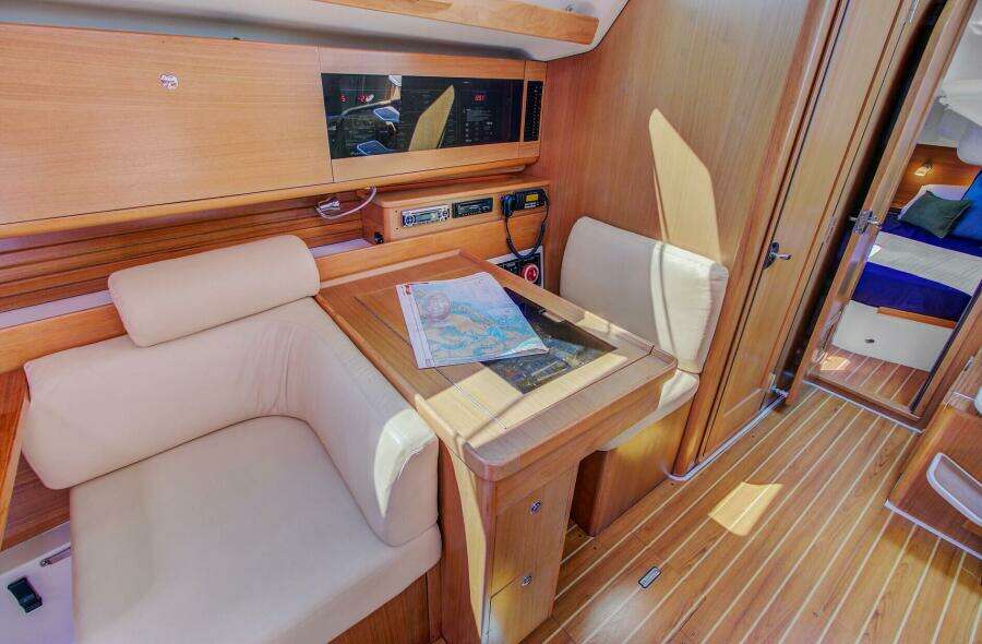 Advocate 44ft Catalina Yacht For Sale