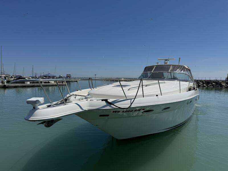 KABOOM 48ft Sea Ray Yacht For Sale
