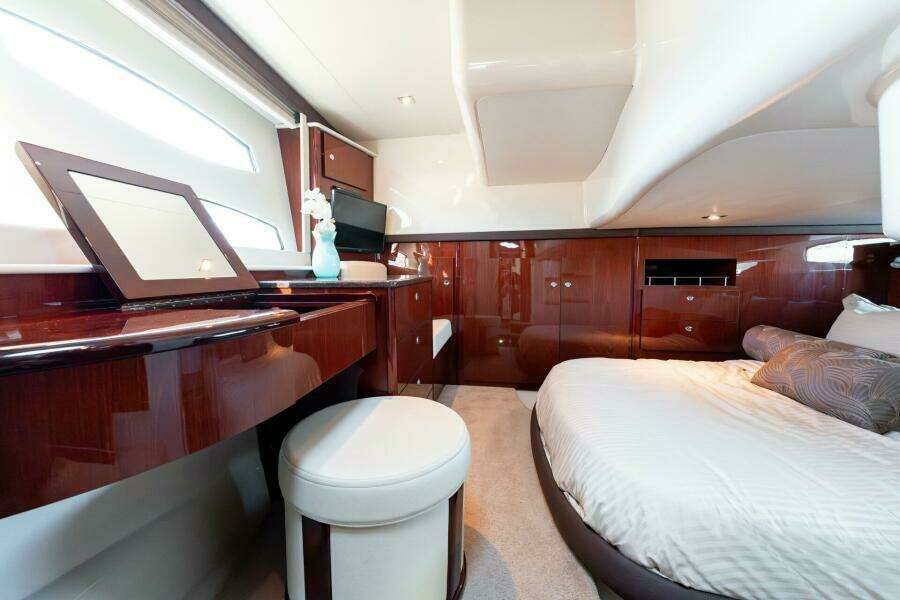47ft Meridian Yacht For Sale