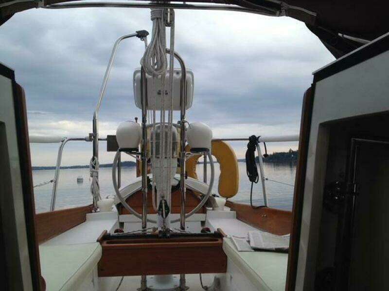 CAVEAT 32ft Bristol Yacht For Sale