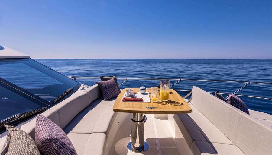 ABSOLUTE 56 FLYBRIDGE 57ft Absolute Yachts Yacht For Sale