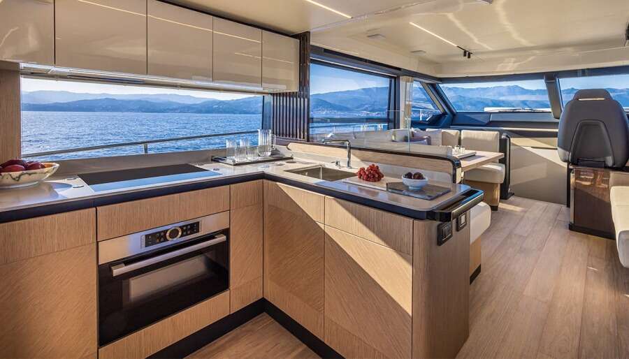 ABSOLUTE 56 FLYBRIDGE 57ft Absolute Yachts Yacht For Sale