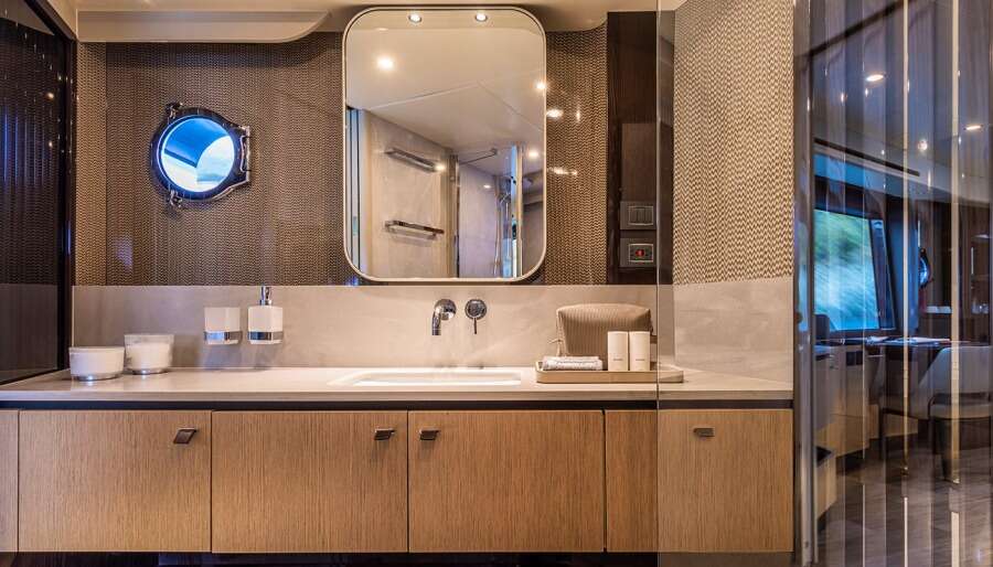 ABSOLUTE 56 FLYBRIDGE 57ft Absolute Yachts Yacht For Sale