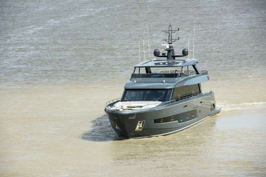 ALLEGRO FLYBRIDGE 98 98ft Allegro Yacht Yacht For Sale