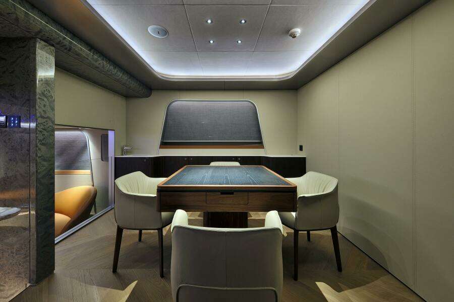 ALLEGRO FLYBRIDGE 98 98ft Allegro Yacht Yacht For Sale