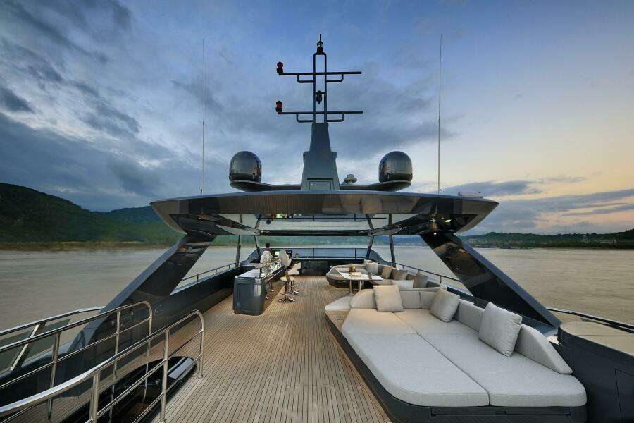 ALLEGRO FLYBRIDGE 98 98ft Allegro Yacht Yacht For Sale