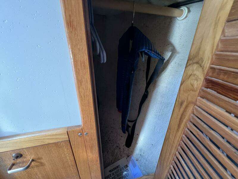 HAUNTED by WATER 32ft Catalina Yacht For Sale