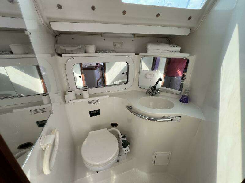 HAUNTED by WATER 32ft Catalina Yacht For Sale
