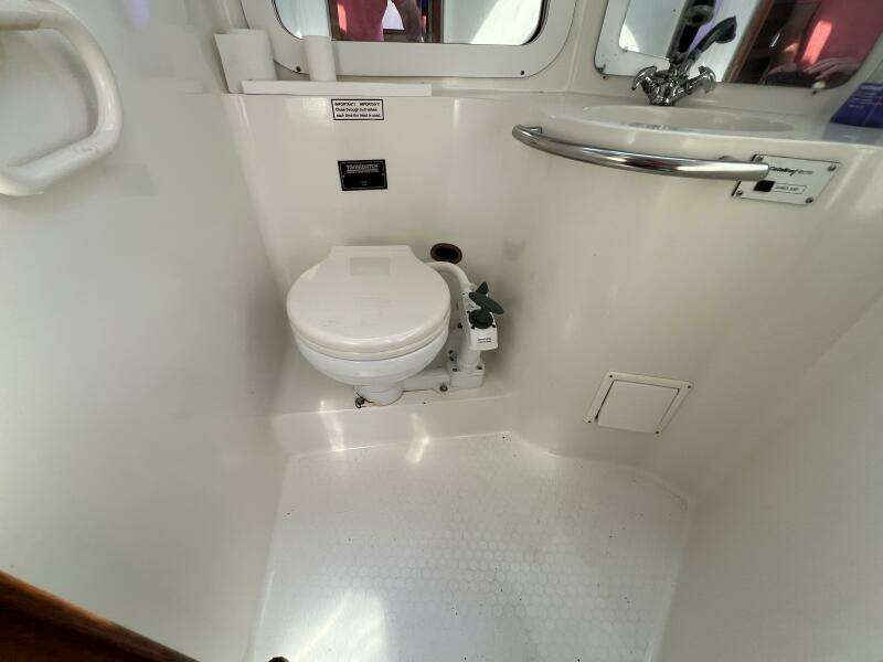 HAUNTED by WATER 32ft Catalina Yacht For Sale