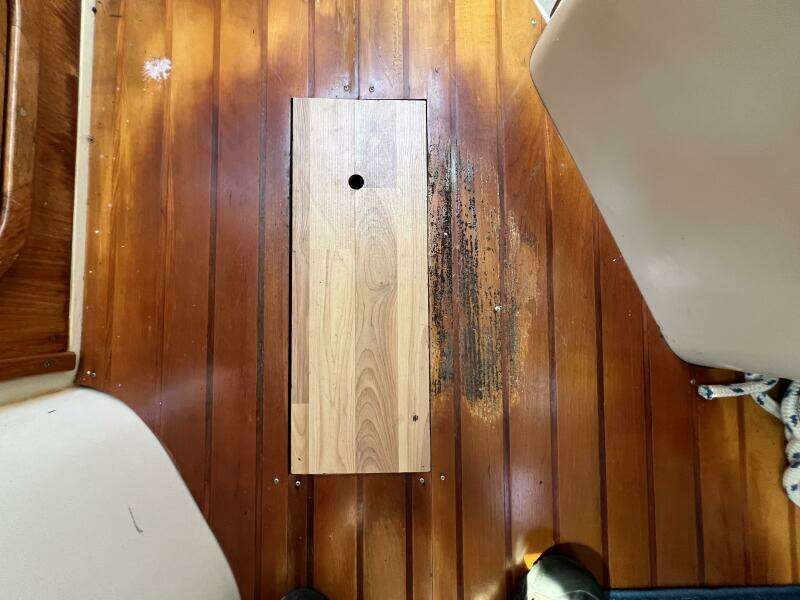 HAUNTED by WATER 32ft Catalina Yacht For Sale