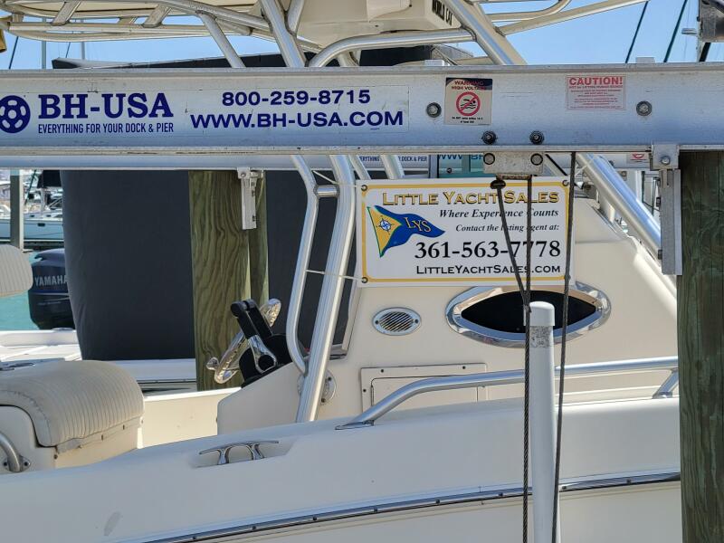 2005 World Cat 270TE
