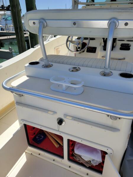 2005 World Cat 270TE