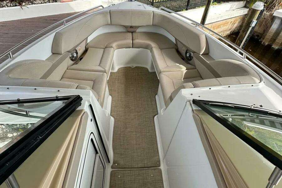 31ft Formula Yacht For Sale