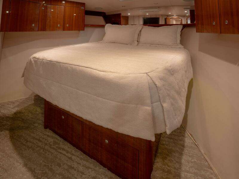 STREAM RUNNER 74ft Viking Yacht For Sale
