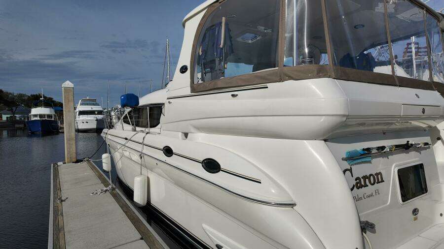 Caron 48ft Sea Ray Yacht For Sale