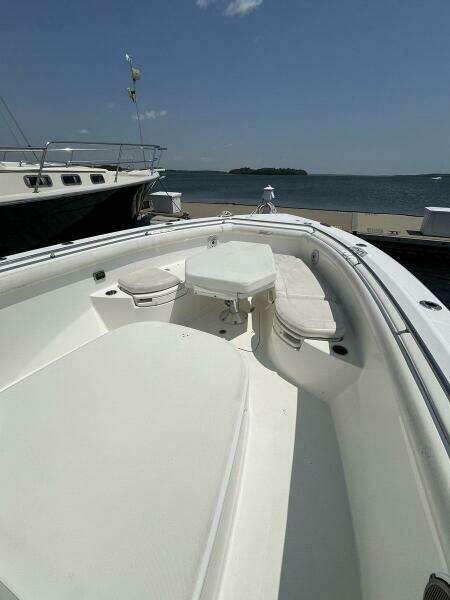 UNNAMED 35ft Boston Whaler Yacht For Sale
