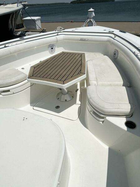 UNNAMED 35ft Boston Whaler Yacht For Sale