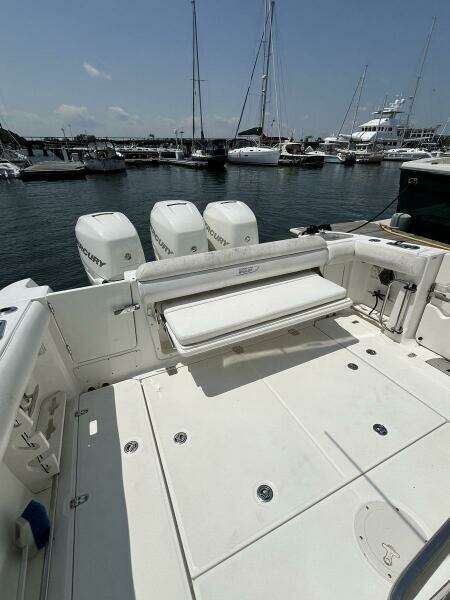 UNNAMED 35ft Boston Whaler Yacht For Sale