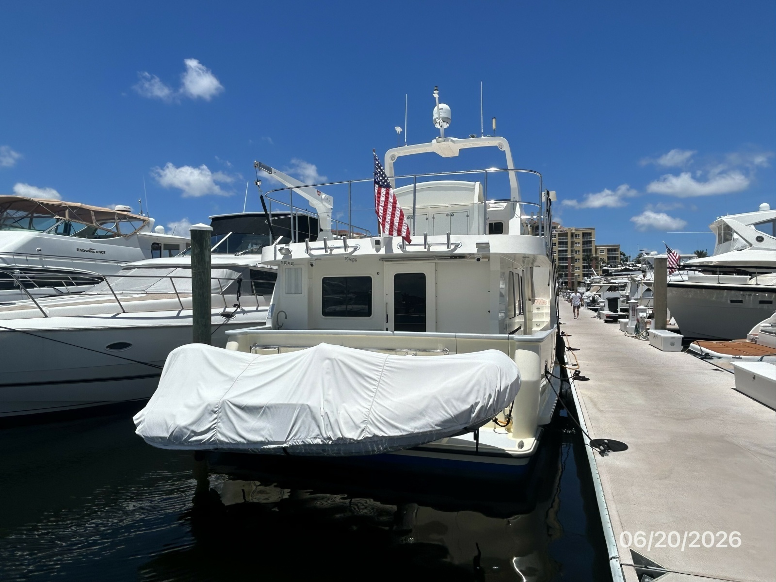45' Northwest aft profile