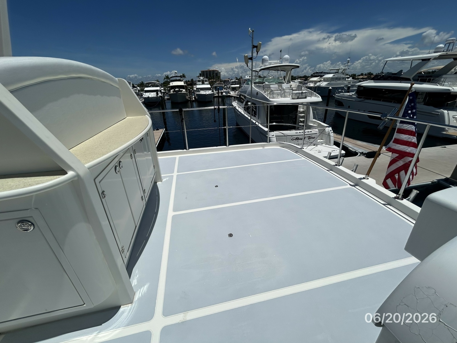 45' Northwest flybridge starboard