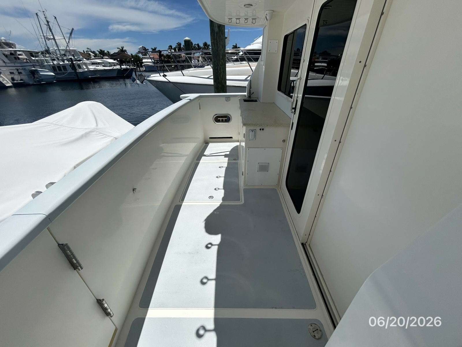 45' Northwest aftdeck port