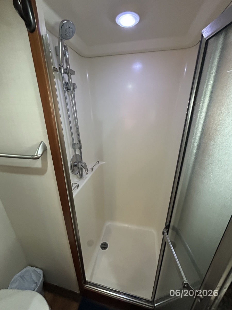 45' Northwest master stateroom shower