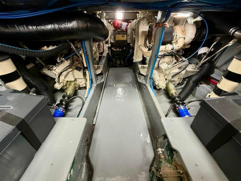 40' 1997 Sea Ray 400 Sedan Bridge