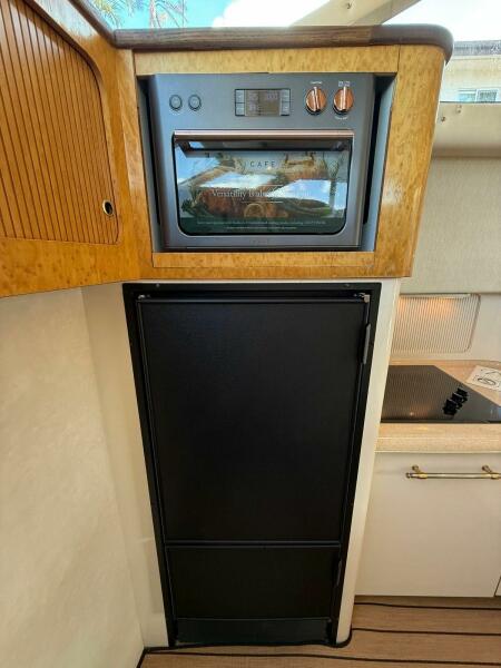 40' 1997 Sea Ray 400 Sedan Bridge