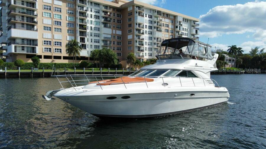 40' 1997 Sea Ray 400 Sedan Bridge