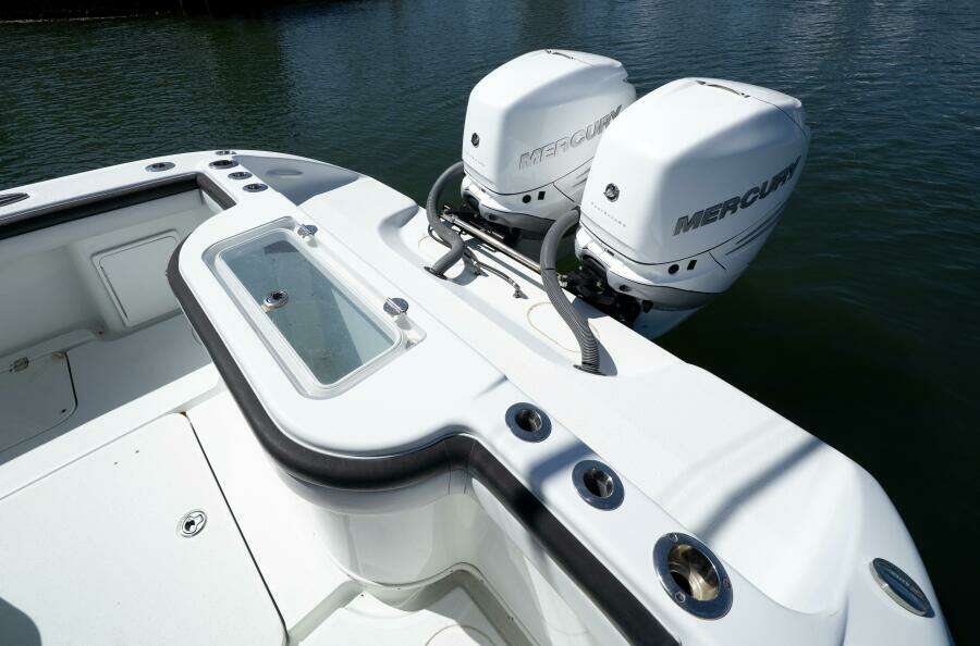 32ft Center Console Yacht For Sale