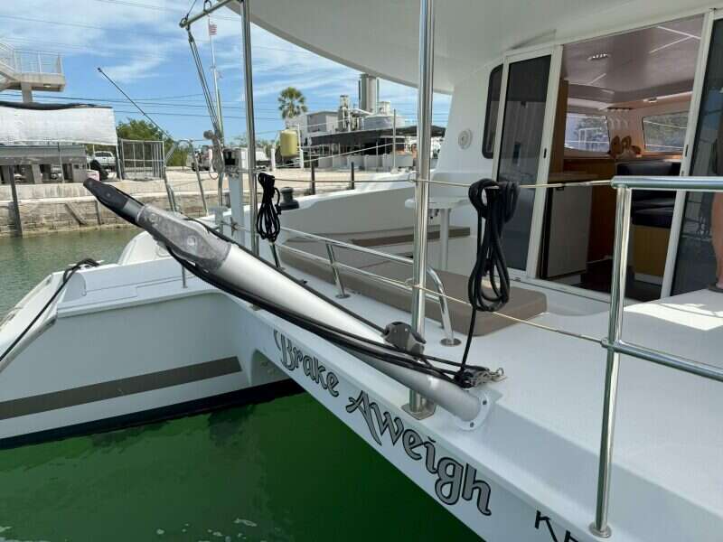 2014-fountaine-pajot-mahe-36-evolution-oceanique-version-sail-9725074-20250323065609370-1_XLARGE.jpg