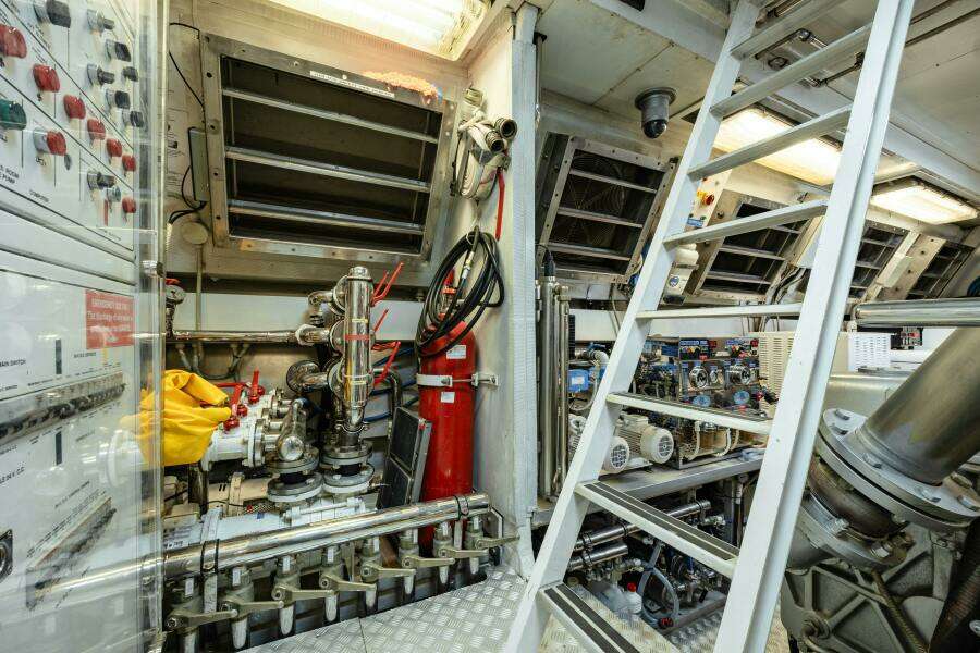 BLUE AZUR 130ft Overmarine Yacht For Sale