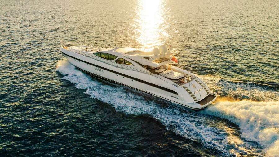 2007 Overmarine Mangusta 130