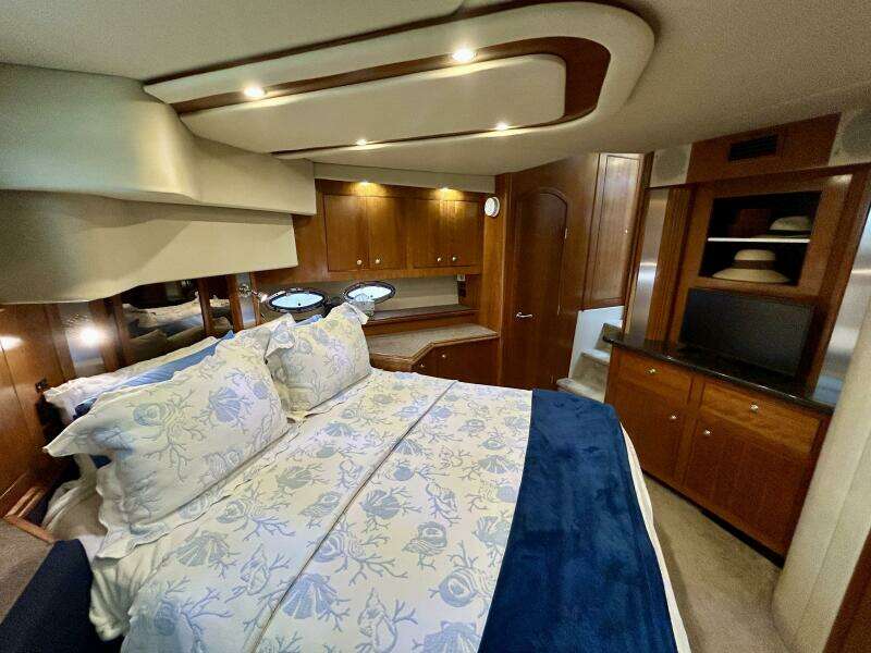 45ft Cruisers Yachts Yacht For Sale
