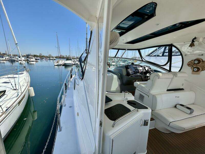 45ft Cruisers Yachts Yacht For Sale