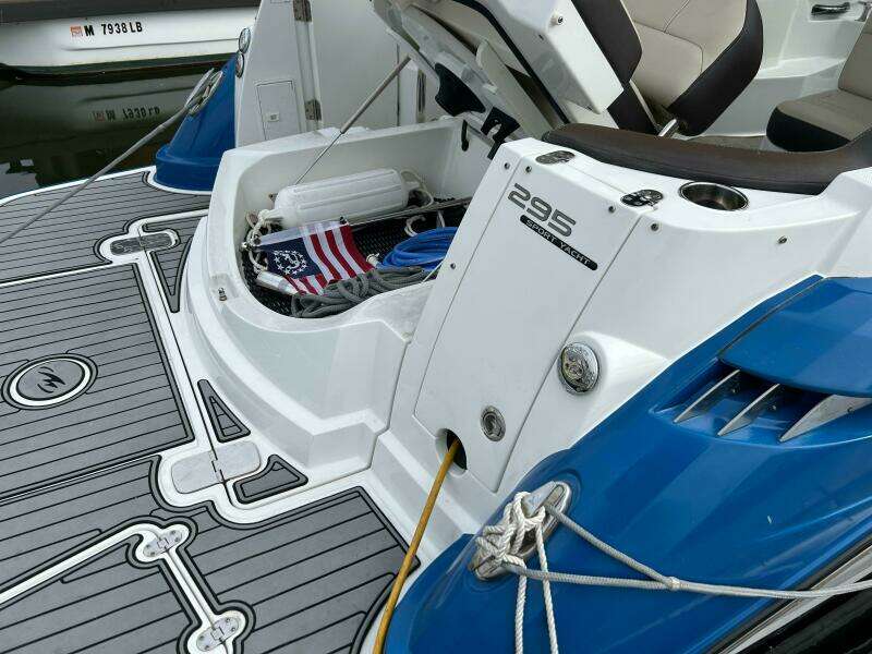 29ft Monterey Yacht For Sale