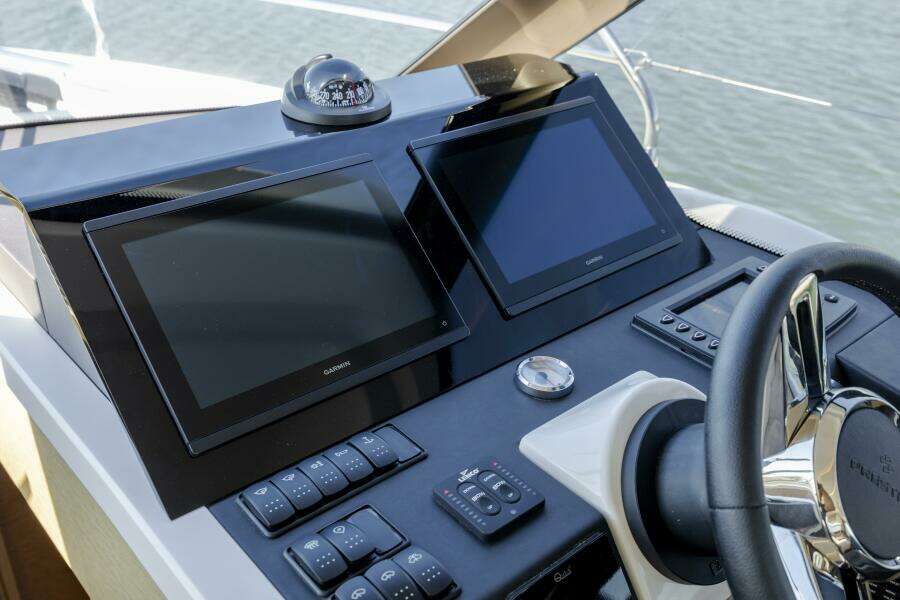42ft Prestige Yacht For Sale