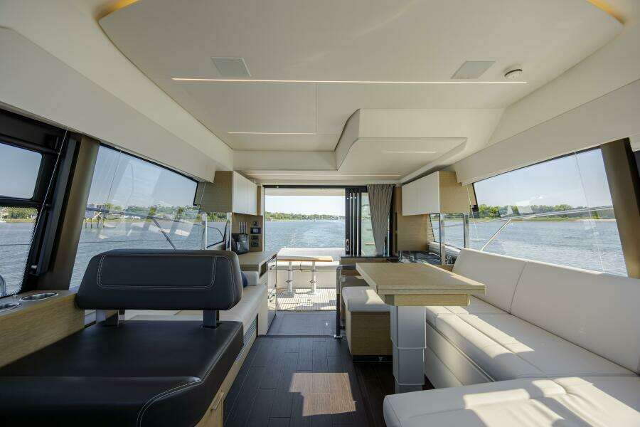 42ft Prestige Yacht For Sale